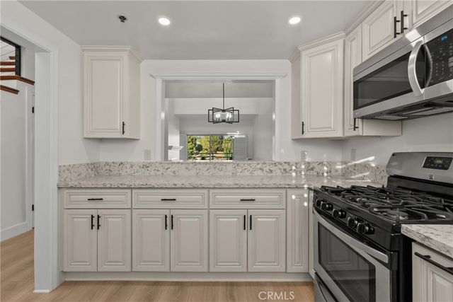 2905 Montrose Avenue 610, La Crescenta, CA 91214