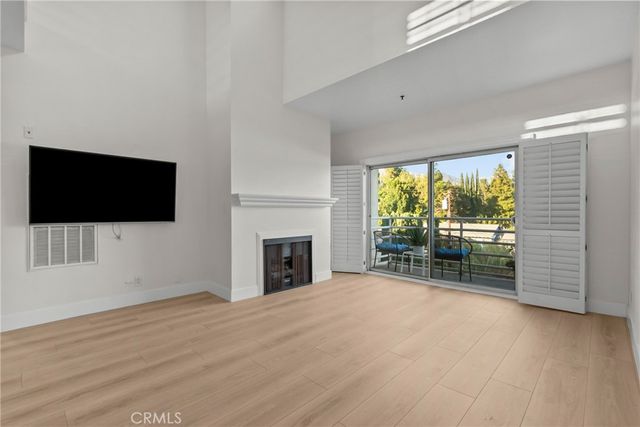 2905 Montrose Avenue 610, La Crescenta, CA 91214
