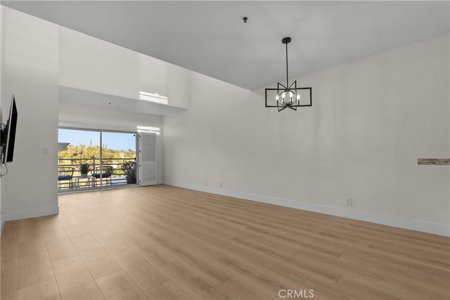 2905 Montrose Avenue 610, La Crescenta, CA 91214
