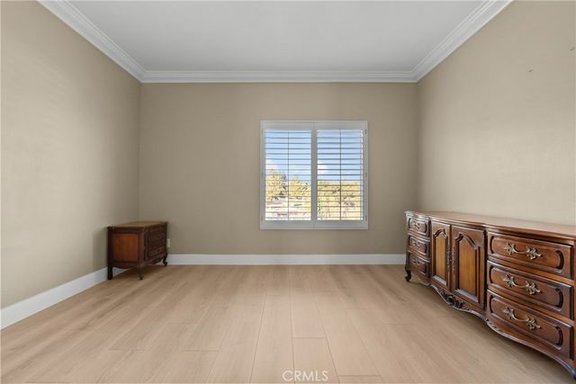 2905 Montrose Avenue 610, La Crescenta, CA 91214