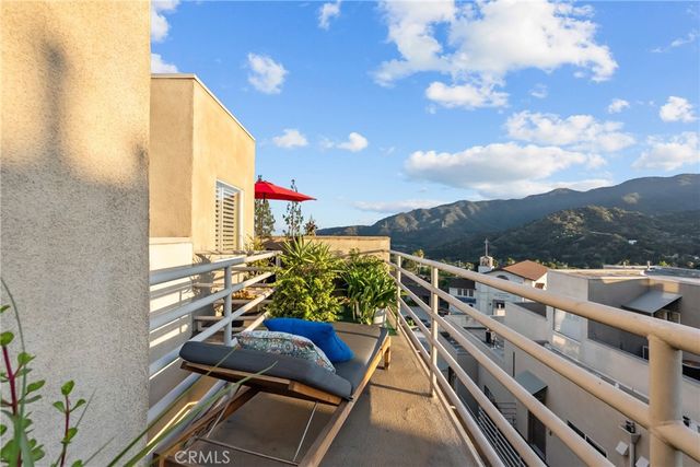 2905 Montrose Avenue 610, La Crescenta, CA 91214