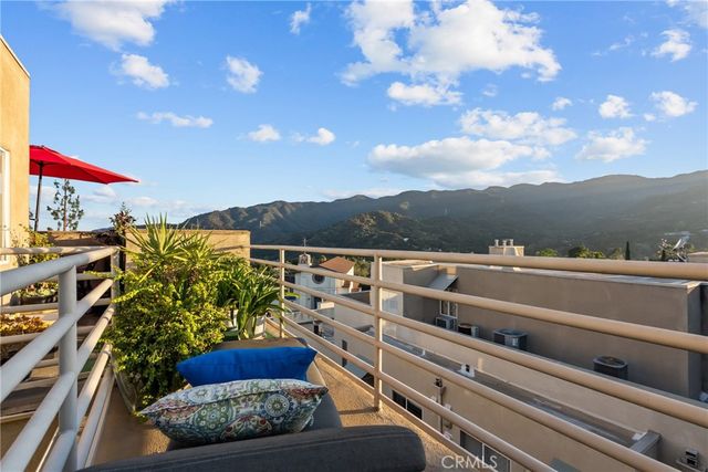 2905 Montrose Avenue 610, La Crescenta, CA 91214