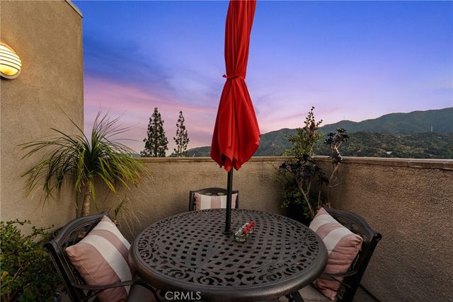 2905 Montrose Avenue 610, La Crescenta, CA 91214
