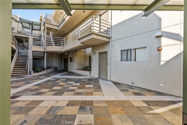 2905 Montrose Avenue 610, La Crescenta, CA 91214