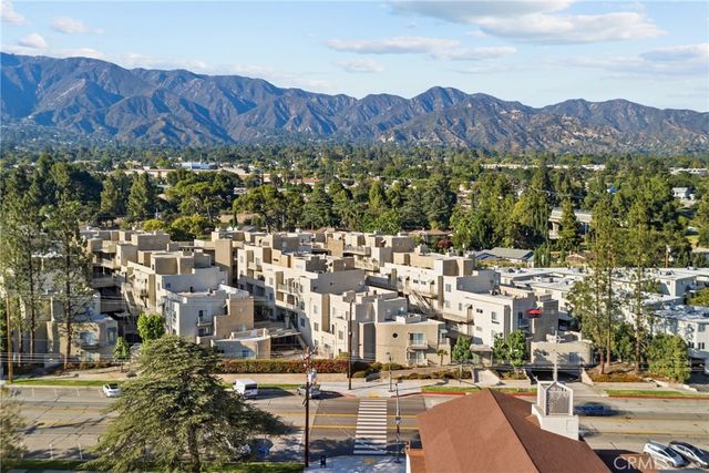 2905 Montrose Avenue 610, La Crescenta, CA 91214
