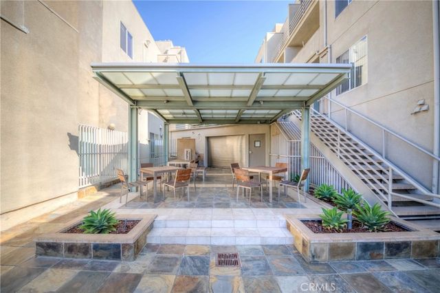 2905 Montrose Avenue 610, La Crescenta, CA 91214