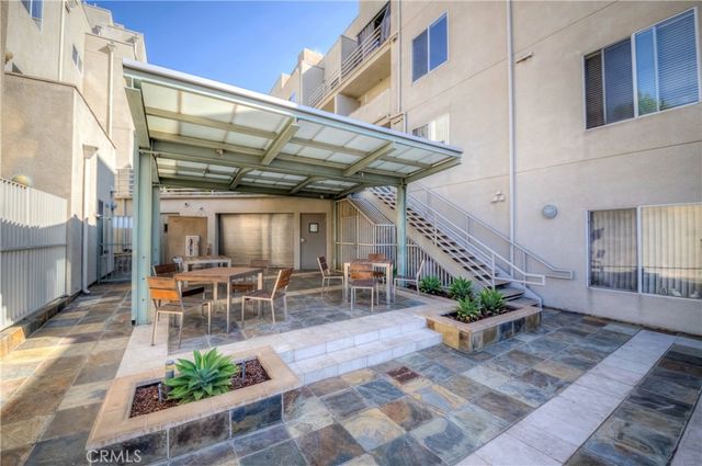 2905 Montrose Avenue 610, La Crescenta, CA 91214