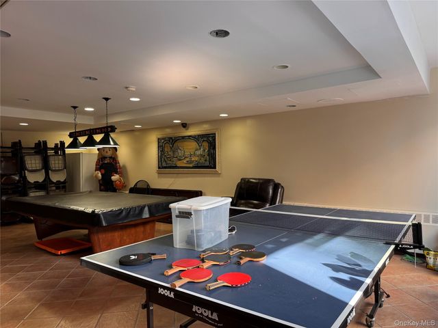 1874 Pelham Parkway S 3B, Bronx, NY 10461