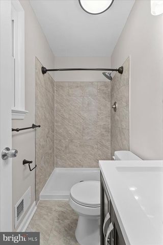 6812 FULFORD ST, Clinton, MD 20735