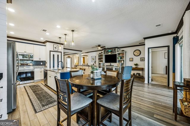 146 College Street, Kingsland, GA 31548