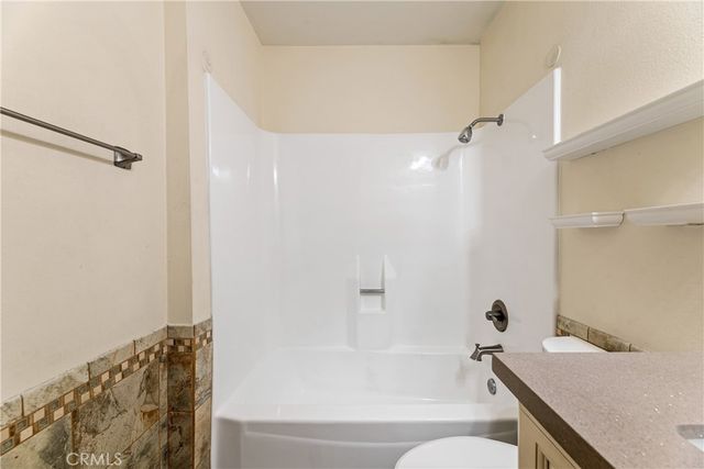 23520 Western A, Los Angeles, CA 90710