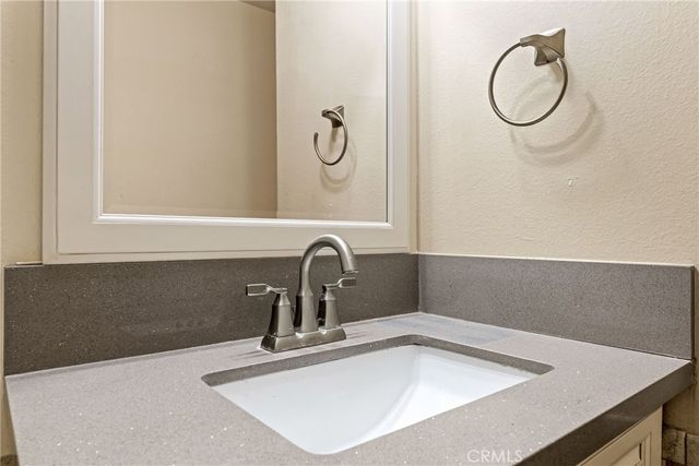 23520 Western A, Los Angeles, CA 90710