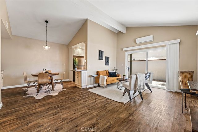 23520 Western A, Los Angeles, CA 90710