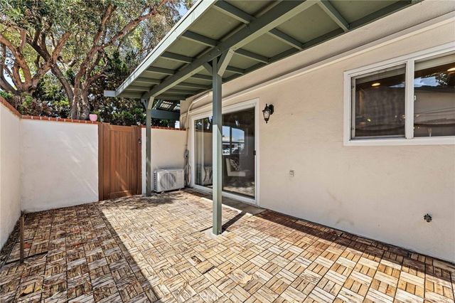 23520 Western A, Los Angeles, CA 90710
