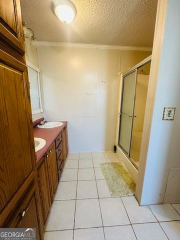 347 Green Meadows Drive, Hartwell, GA 30643