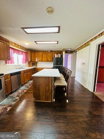 347 Green Meadows Drive, Hartwell, GA 30643