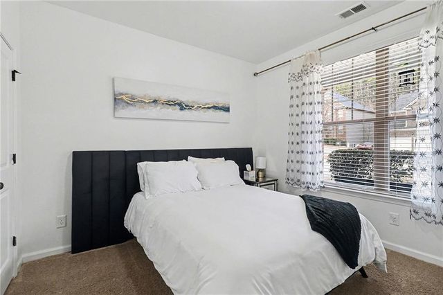 622 Stream Court, Fairburn, GA 30213