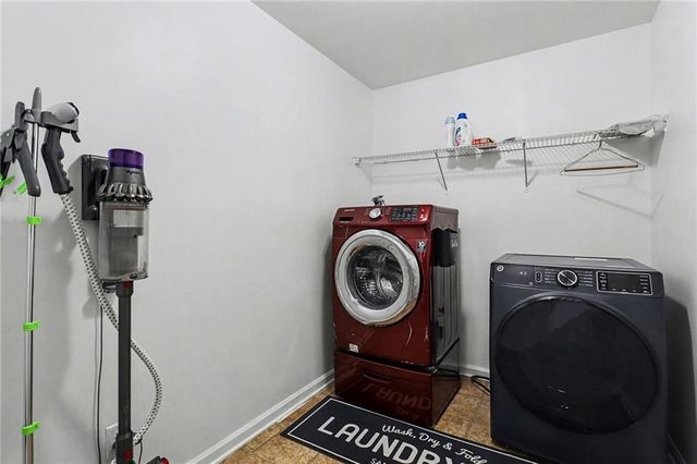 622 Stream Court, Fairburn, GA 30213