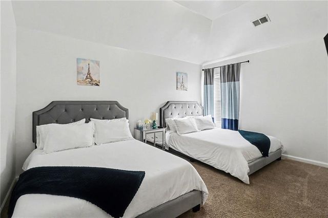 622 Stream Court, Fairburn, GA 30213