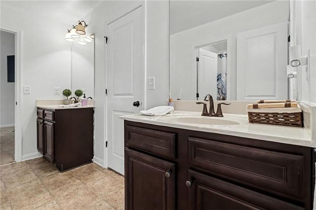 622 Stream Court, Fairburn, GA 30213