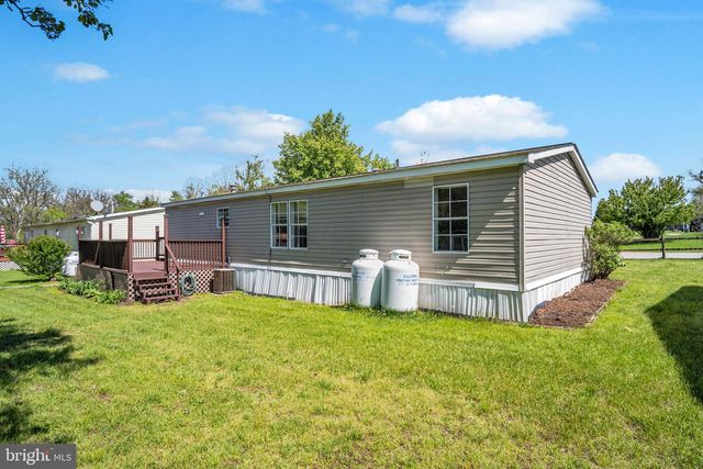 3 COUNTRY VIEW CT, East Berlin, PA 17316