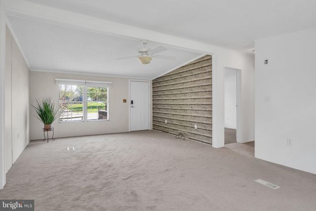 3 COUNTRY VIEW CT, East Berlin, PA 17316