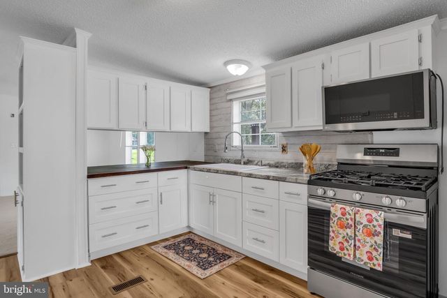 3 COUNTRY VIEW CT, East Berlin, PA 17316