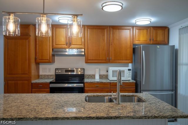 5506 Virginia Dare LN, North Fort Myers, FL 33917