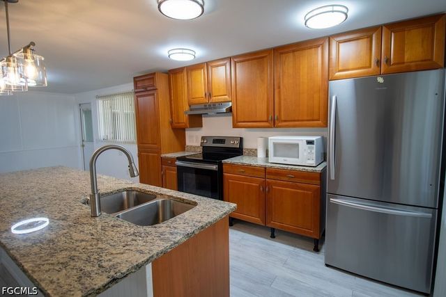 5506 Virginia Dare LN, North Fort Myers, FL 33917