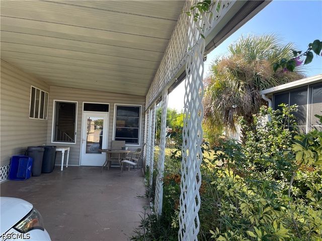 5506 Virginia Dare LN, North Fort Myers, FL 33917