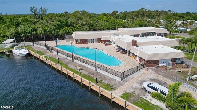 5506 Virginia Dare LN, North Fort Myers, FL 33917