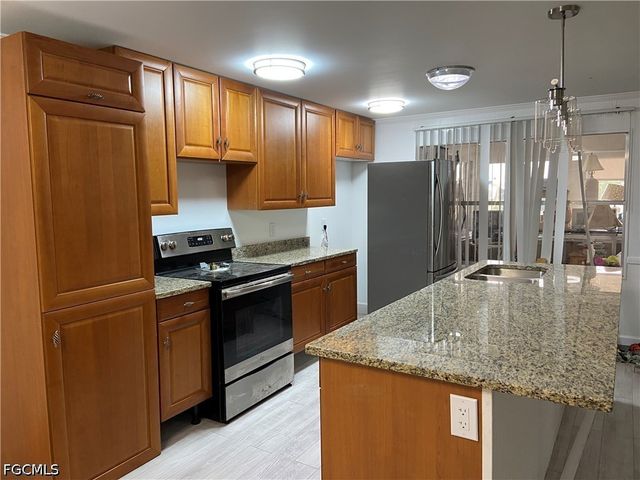 5506 Virginia Dare LN, North Fort Myers, FL 33917