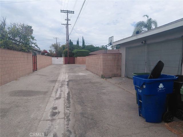 16713 Sunburst Street, North Hills, CA 91343