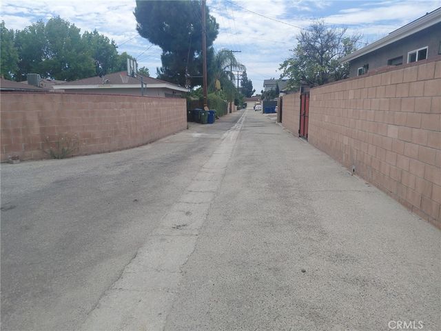 16713 Sunburst Street, North Hills, CA 91343