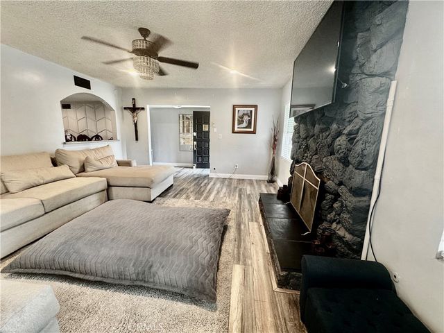 16713 Sunburst Street, North Hills, CA 91343