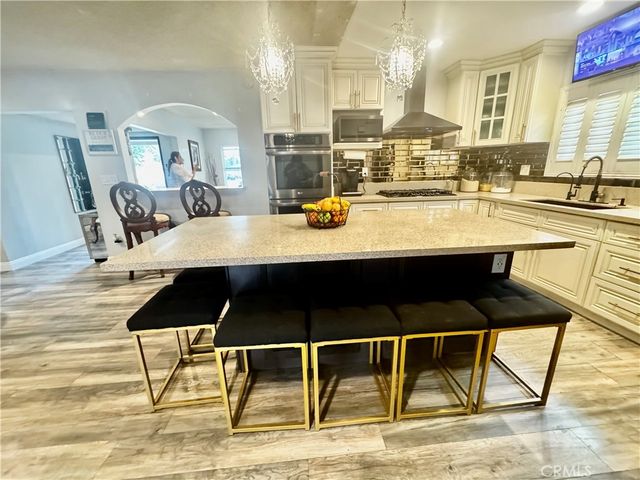 16713 Sunburst Street, North Hills, CA 91343