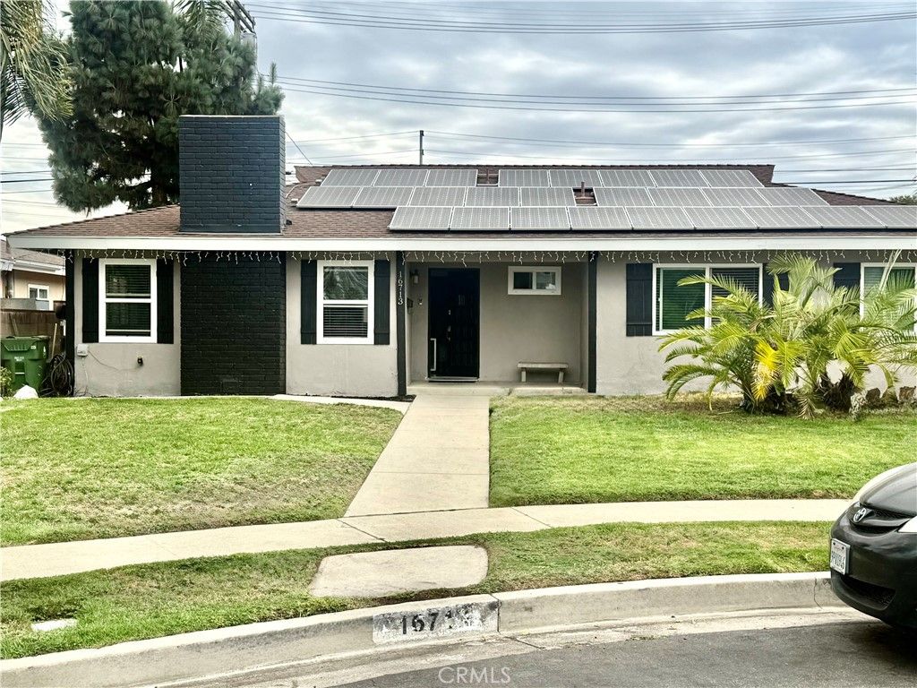 16713 Sunburst Street, North Hills, CA 91343