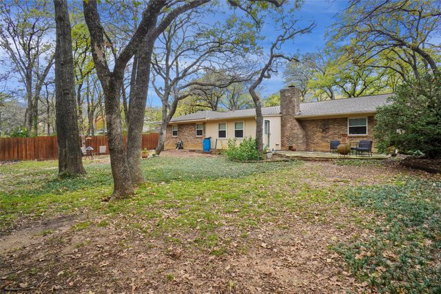 2847 Oak Forest Drive, Grapevine, TX 76051