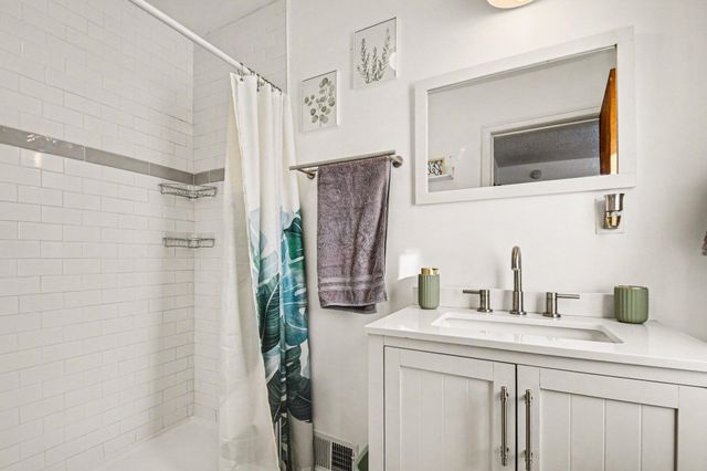 1 Grand Avenue, Niles City, MI 49120