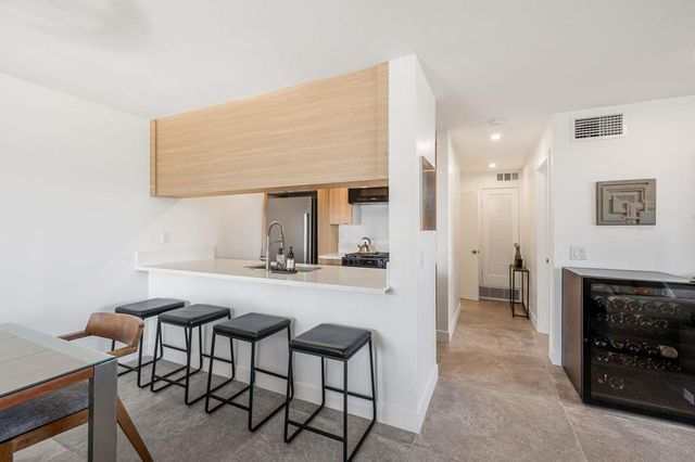 1400 E Palm Canyon Drive 214, Palm Springs, CA 92264