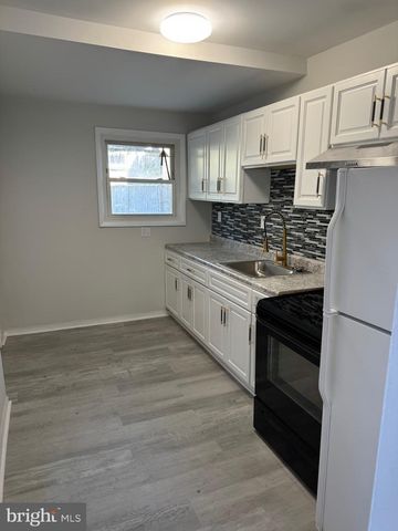1021 MULBERRY ST, Reading, PA 19604