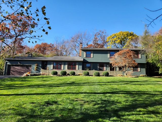 3N866 Ferson Creek Road, St. Charles, IL 60174