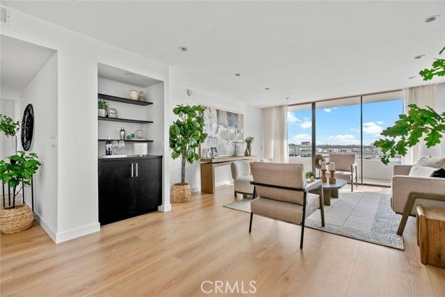 343 Pioneer Drive 1101, Glendale, CA 91203