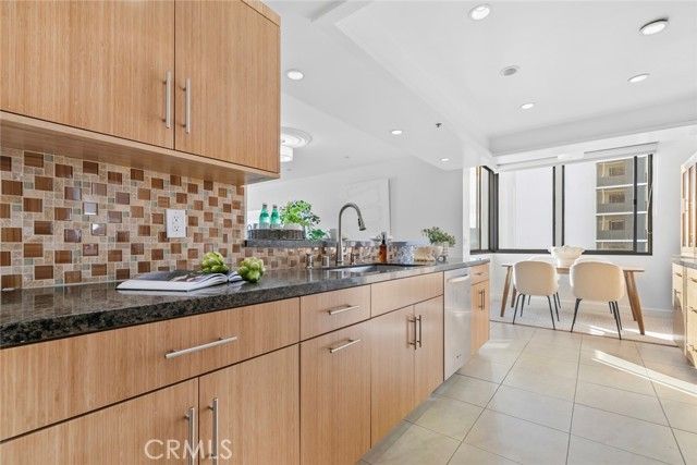 343 Pioneer Drive 1101, Glendale, CA 91203