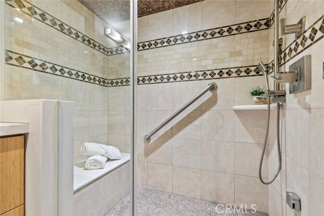 343 Pioneer Drive 1101, Glendale, CA 91203
