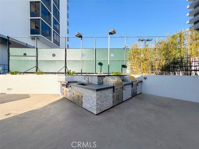 343 Pioneer Drive 1101, Glendale, CA 91203