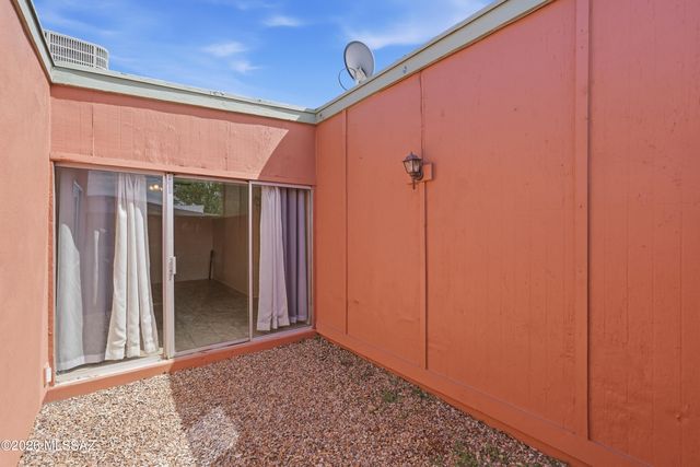 839 W Wedwick Street, Tucson, AZ 85706