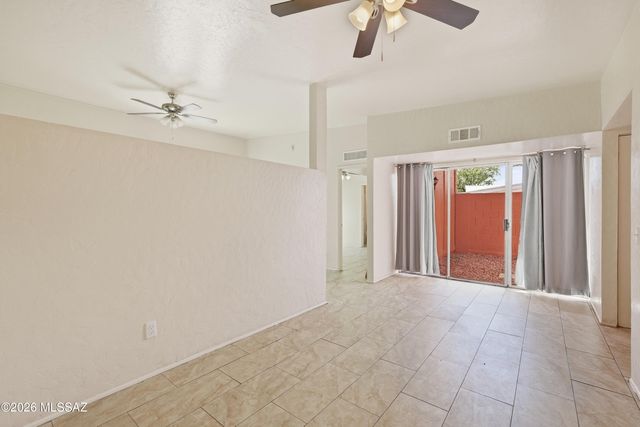 839 W Wedwick Street, Tucson, AZ 85706