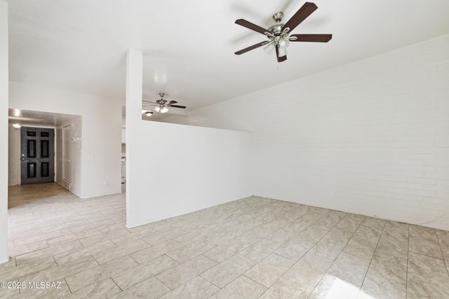 839 W Wedwick Street, Tucson, AZ 85706