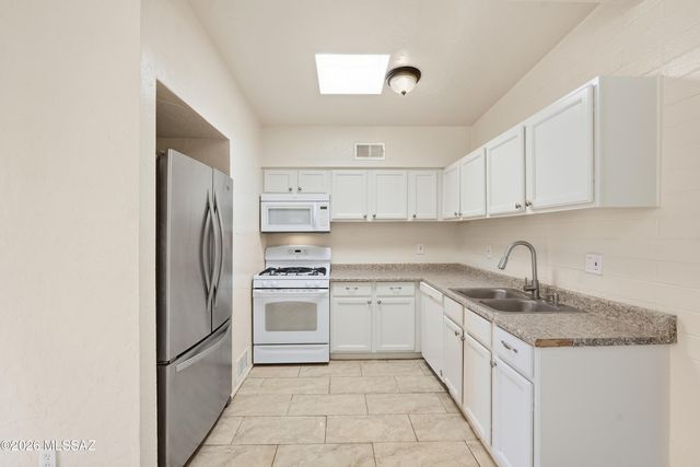 839 W Wedwick Street, Tucson, AZ 85706